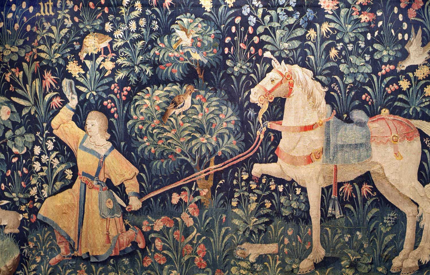 Tapisserie des milles fleurs de l'Hôtel-Dieu de Beaune © Francis Vauban